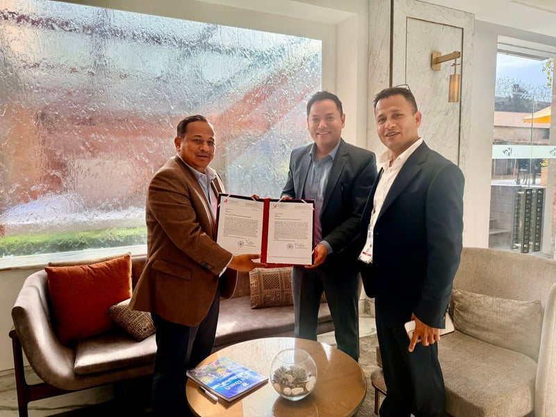 सुदूरपश्चिम रोयल्स र ओम मेगाश्रीबीच नि:शुल्क स्वास्थ्य शिविर संचालन गर्ने बारे सम्झौता