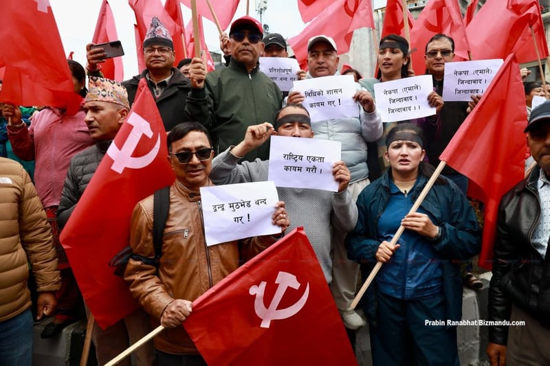 चुनावी पराजयले हतास एमालेमा ओली पक्राउले तरंग, सरकारविरुद्ध मोर्चाबन्दीमा उत्रिने