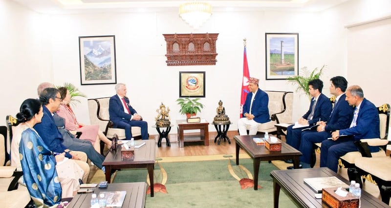 परराष्ट्रमन्त्री खनाल र अमेरिकी सहायक विदेशमन्त्री कपुरबीच शिष्टाचार भेट