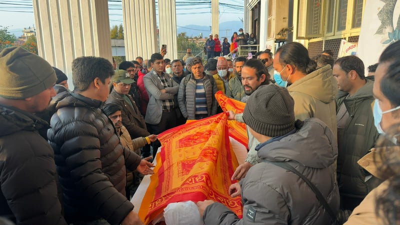 चलचित्र बिकास बोर्डको प्राङ्गणमा सुरु भयो दिनेश सिटौलालाई अन्तिम श्रद्धाञ्जली