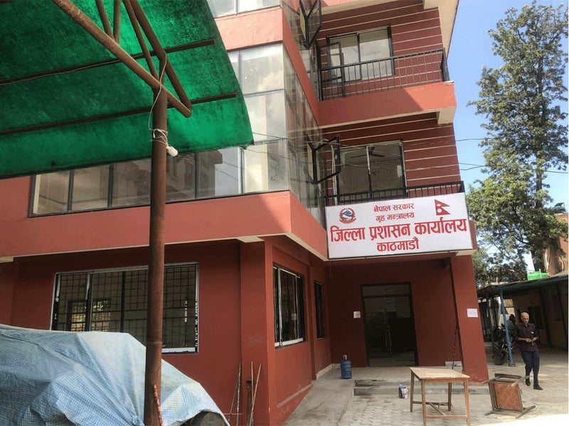 होलीमा मञ्च बनाएर सांगीतिक कार्यक्रम गर्न रोक