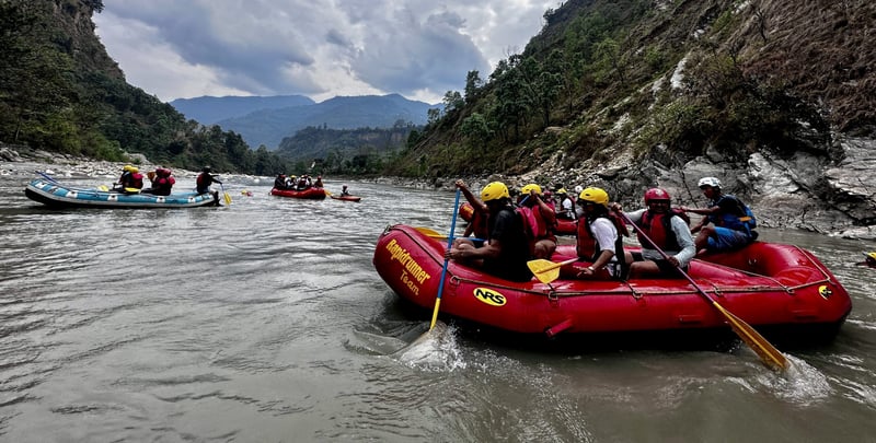 आन्तरिक पर्यटकलाई लक्षित गरी कालीगण्डकीमा ‘र्याफ्टिङ’ सञ्चालन