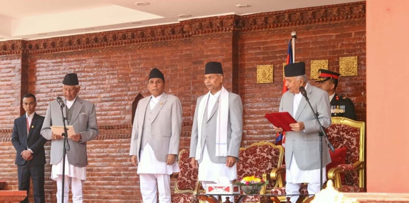 अर्जुननरसिंह केसीले पद तथा गोपनीयताको शपथ लिए