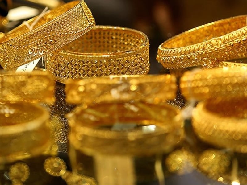 सुनको मूल्य बढ्यो, चाँदीको घट्यो