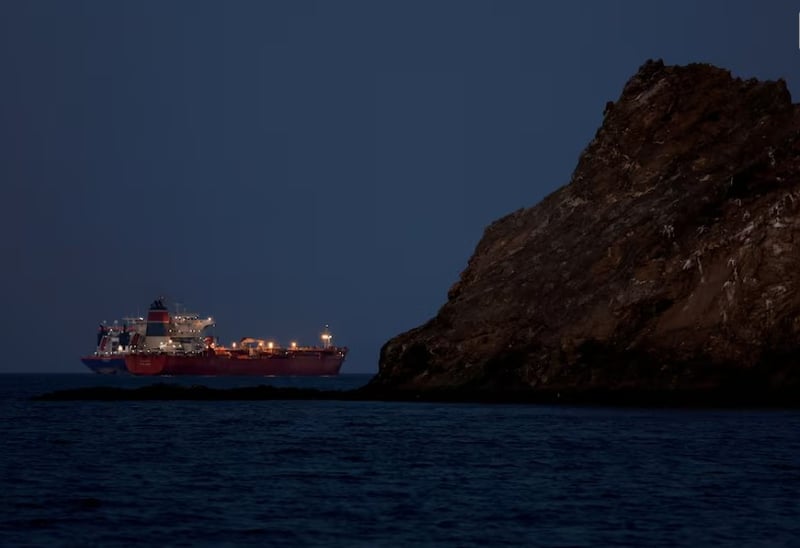 ट्रम्प र इरानद्वारा ऊर्जा केन्द्रहरूमा आक्रमण गर्ने धम्की: युद्ध थप उत्कर्षमा