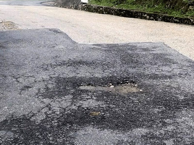 धुलिखेल-खावा सडक खण्डमा केही दिन सवारी सञ्चालनमा रोक, ट्रिपर पूर्ण प्रतिबन्ध