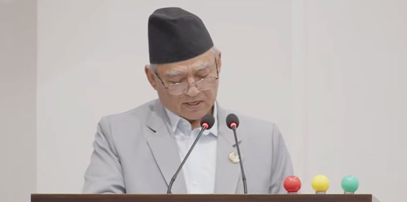 ओली-लेखक पक्राउबारे संसद्मा रामबहादुर थापाको आपत्ति