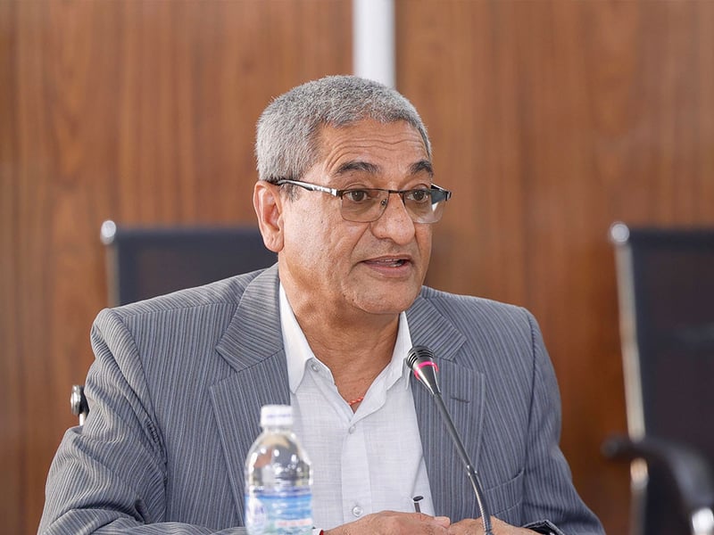 स्थानहद र राहदानी रोक्का संविधान विपरीत : लेखक