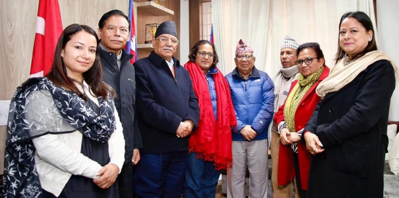 लेखक तथा विश्लेषक युग पाठक नेकपा प्रवेश