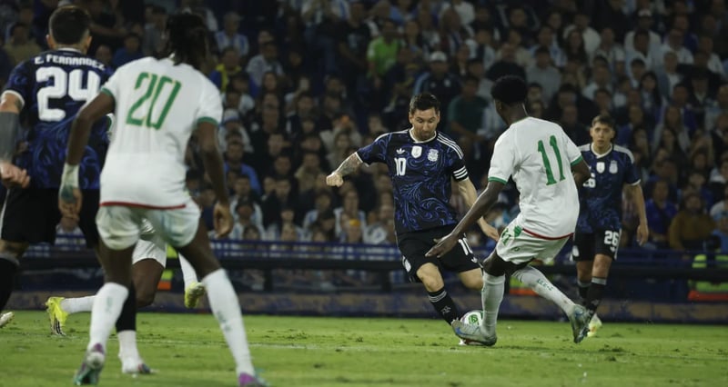 अर्जेन्टिनाको जित, इंग्ल्याण्ड रोकियो