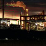 China Tells Oil Refiners To Suspend Exports