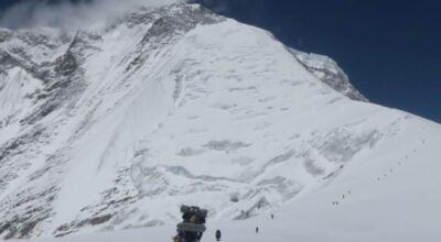 Injured mountaineer rescued