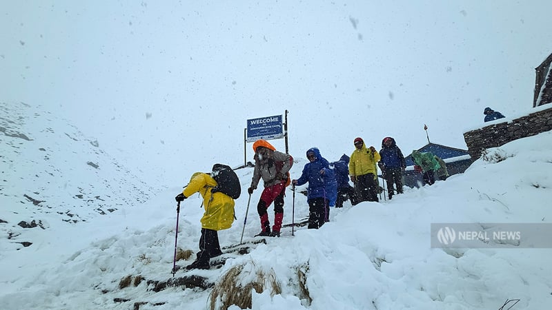 Around 300,000 foreign tourists visit Annapurna area in 2025