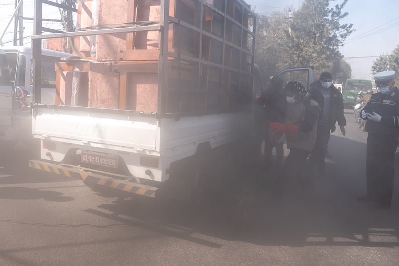 Tourists strained by air pollution