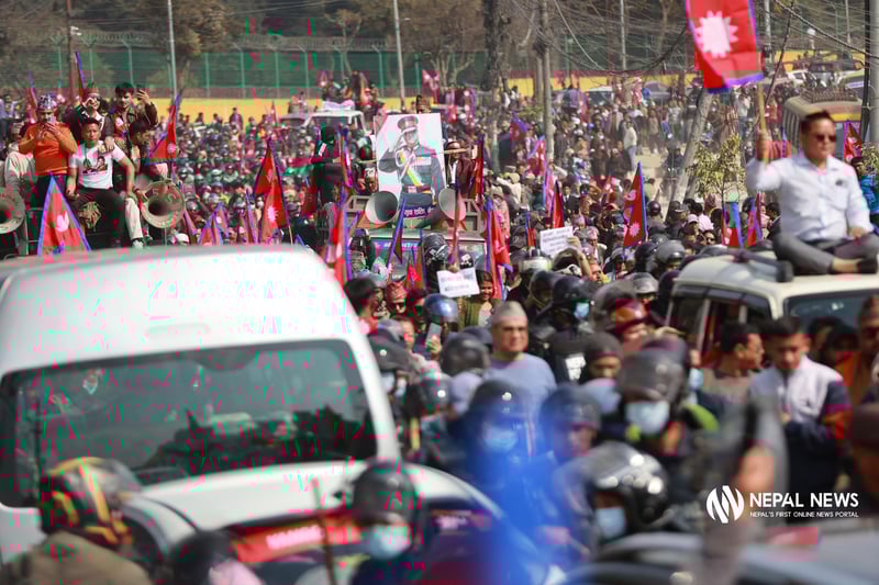 Crowds assemble at TIA to greet former King Gyanendra