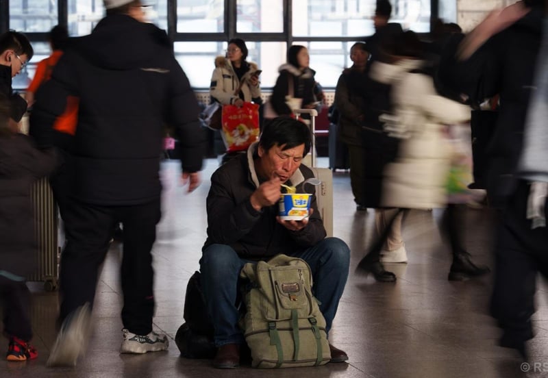 China’s Lunar New Year travel rush begins with record 9.5 billion trips expected