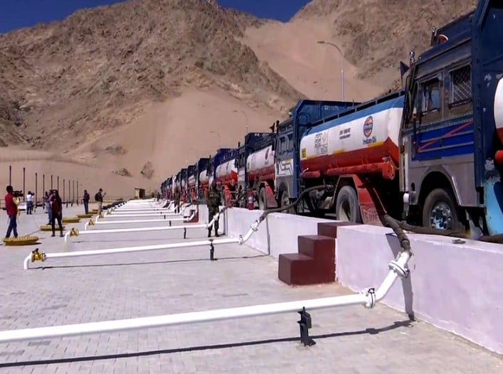 HSBC keeps Brent crude forecast at USD 65/barrel despite Iran strikes