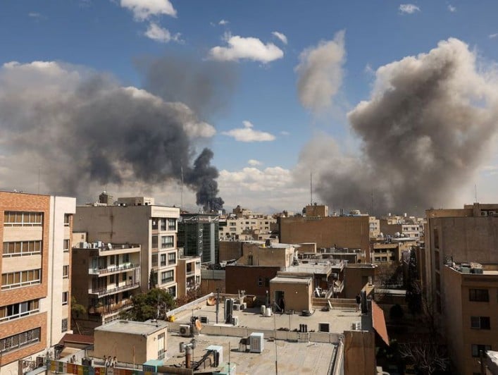 IRGC launches fresh wave of attacks on Israel