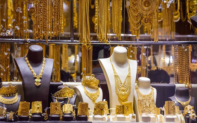 Gold, silver prices see slight decline