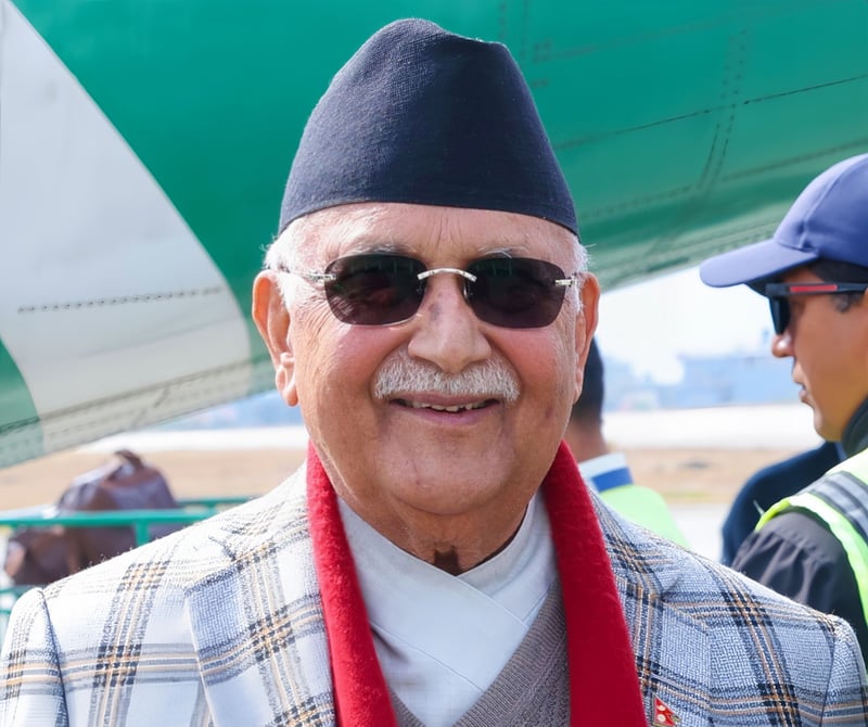 ओलीलाई वक्ता नबनाउन र कार्यक्रममा फोटो प्रयोग नगर्न एमालेभित्रै दबाब