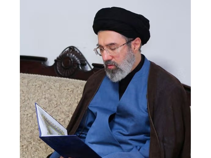 इरानमा नयाँ सर्वोच्च नेता चयन, खामेनीको अन्त्येष्टिपछि औपचारिक घोषणा हुने