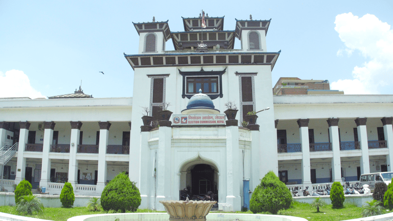 आचारसंहिताको प्रभावकारी कार्यान्वयनमा जोड दिँदै निर्वाचन आयोग