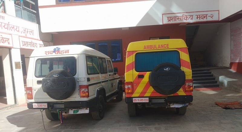 जुम्लामा एम्बुलेन्स भाडादर वृद्धि : स्थानीयको विरोध