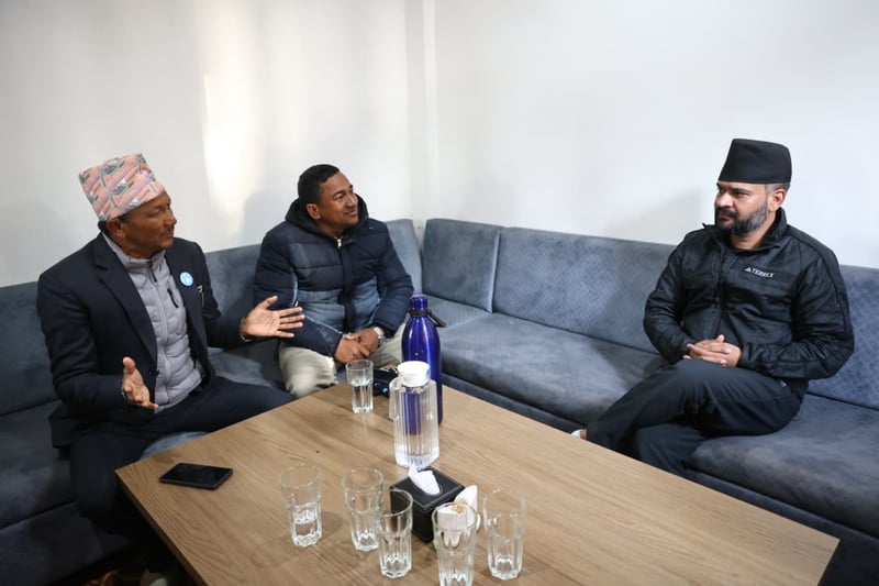 सुर्खेत पुगे रास्वपाका वरिष्ठ नेता बालेन, क-कसलाई भेटे ?