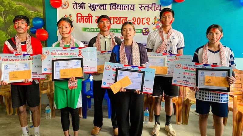 अन्तरविद्यालय मिनी म्याराथनको उपाधि बिक र लामालाई