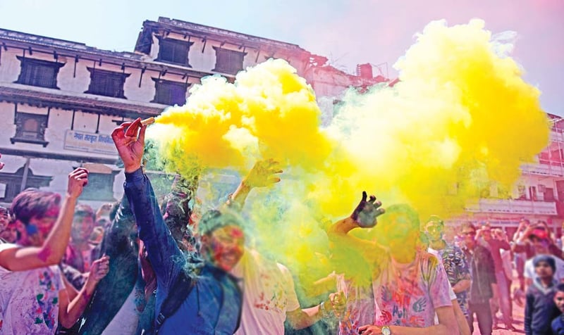 फागुमा प्रयोग गरौँ प्राकृतिक रङ