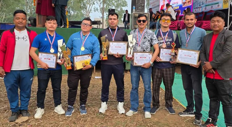 बिरु र चेतनलाई ब्याटमिन्टन उपाधि