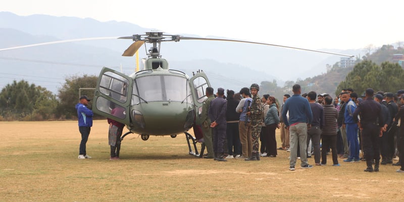 जिल्ला अस्पताल सल्यानका चिकित्सक अर्धचेत अवस्थामा फेला