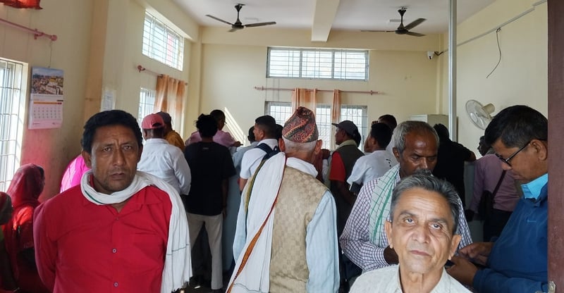 मालपोत र नापीको ‘सर्भर’ नचल्दा सेवाग्राहीलाई सास्ती