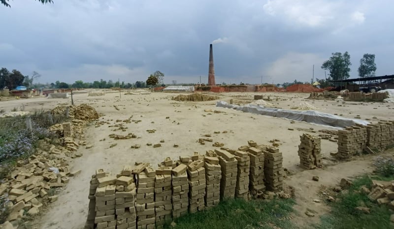 इँटामा क्षति भएपछि व्यवसायी चिन्तित