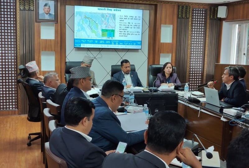 ऊर्जा क्षेत्रमा आत्मनिर्भरता र सेवा प्रवाहमा मन्त्री श्रेष्ठको जोड