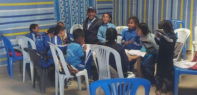 पाँच वटा कक्षा एक शिक्षकका भरमा