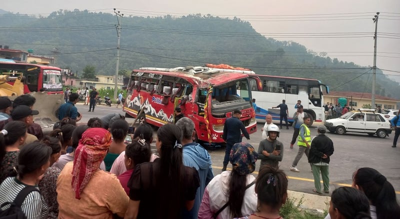 तनहुँ दुर्घटना: मृतकको पहिचान, ३२ घाइतेको नाम सार्वजनिक