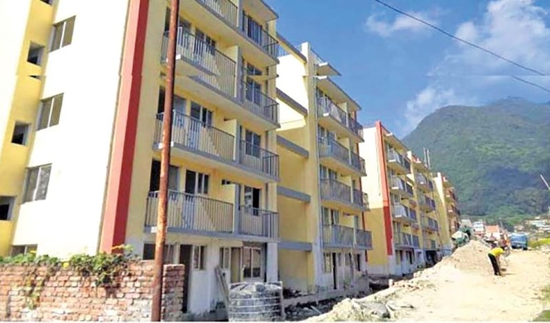 सहरी गरिबका लागि निर्मित भवन जीर्ण