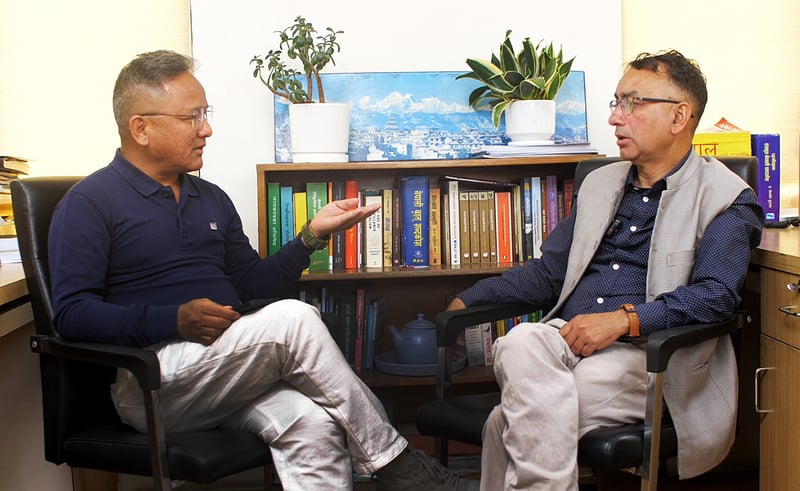 खाडी युद्धले दिएको महँगी र त्रासमा मन्त्रीका सुन र बैंक ब्यालेन्सले थपेको आहत