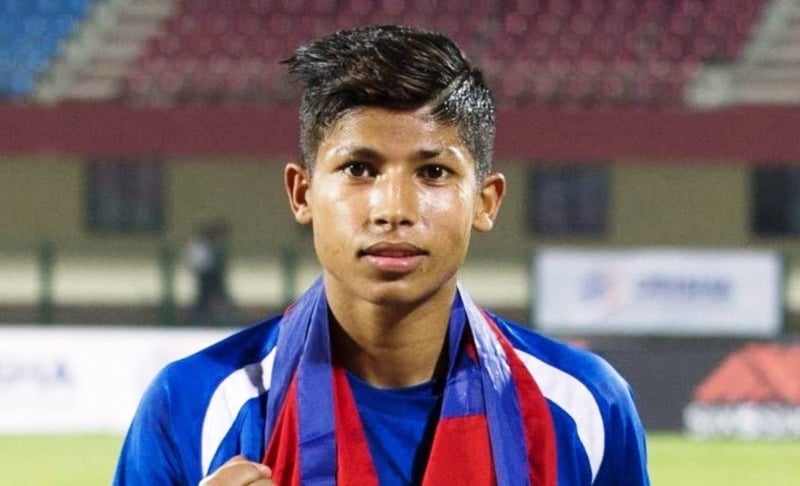 सरस बेभरेजद्वारा साम्बालाई आर्थिक सहयोग