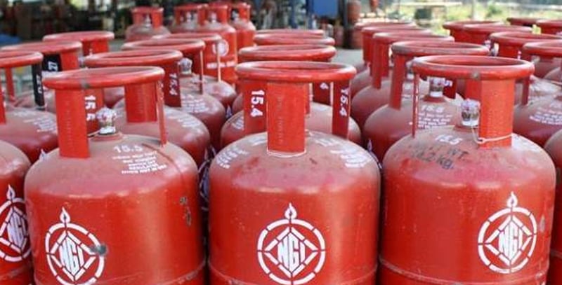 भैरहवामा पनि ग्यासकाे अभाव हुँदा उपभोक्ता मारमा