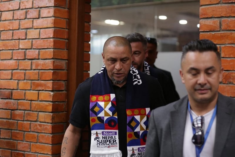 Brazilian football star Carlos in Nepal