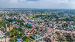 सुदूरपश्चिम प्रदेश : निर्वाचन नजिक आउँदै गर्दा मतदाताहरूमा 'उत्साह र संशय' को मिश्रण