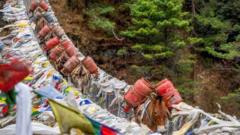 खाना पकाउने ग्यास पाउन उपभोक्ताले किन पालो पर्खनु परिरहेको छ