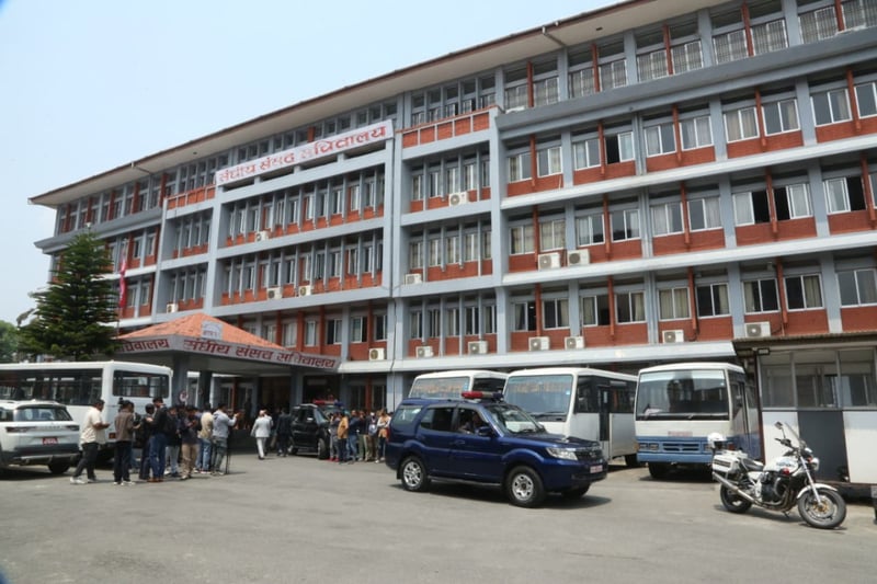 रास्वपाले सांसदलाई १६ हजार ५ सय र मन्त्रीलाई १८ हजार लेबी तोक्यो