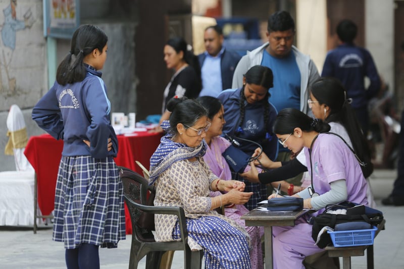 स्व.पुष्करलाल श्रेष्ठको पुण्यतिथिको अवसरमा नि:शुल्क स्वास्थ्य शिविर (तस्वीरसहित)