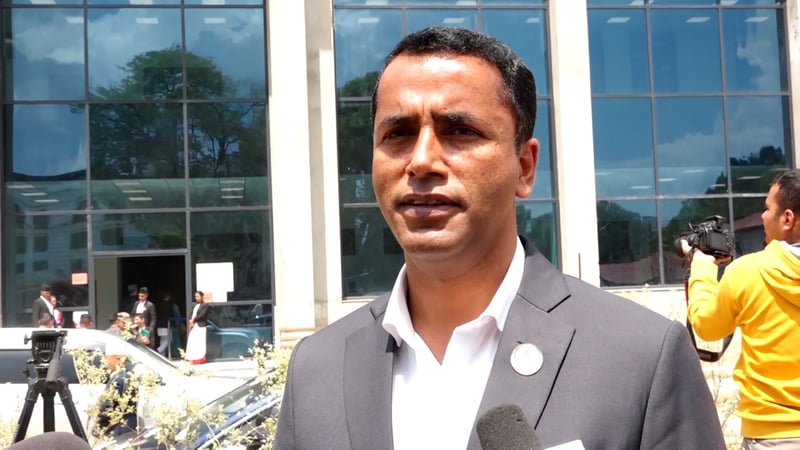 महंगी नियन्त्रणमा सरकार असफलः सांसद दुलाल