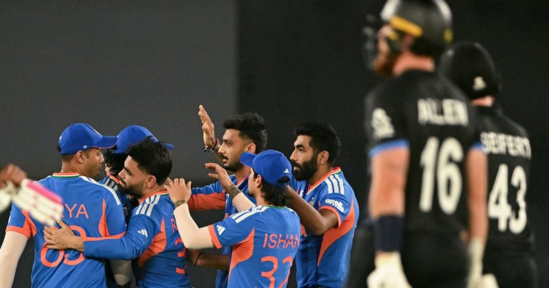 पावरप्लेमा न्युजिल्यान्डको खराब सुरुवात, ५२ रन जोड्दा ३ विकेट पतन