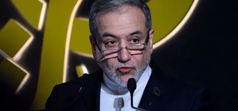 इरानले भन्यो : होर्मुज स्ट्रेट केवल अमेरिकी र इजरायली जहाजका लागि बन्द