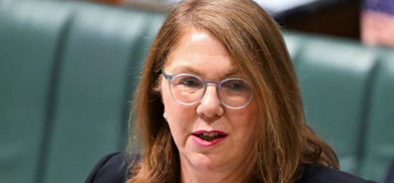 अष्ट्रेलियाद्वारा होर्मुज स्ट्रेटमा युद्धपोत पठाउन अस्वीकार